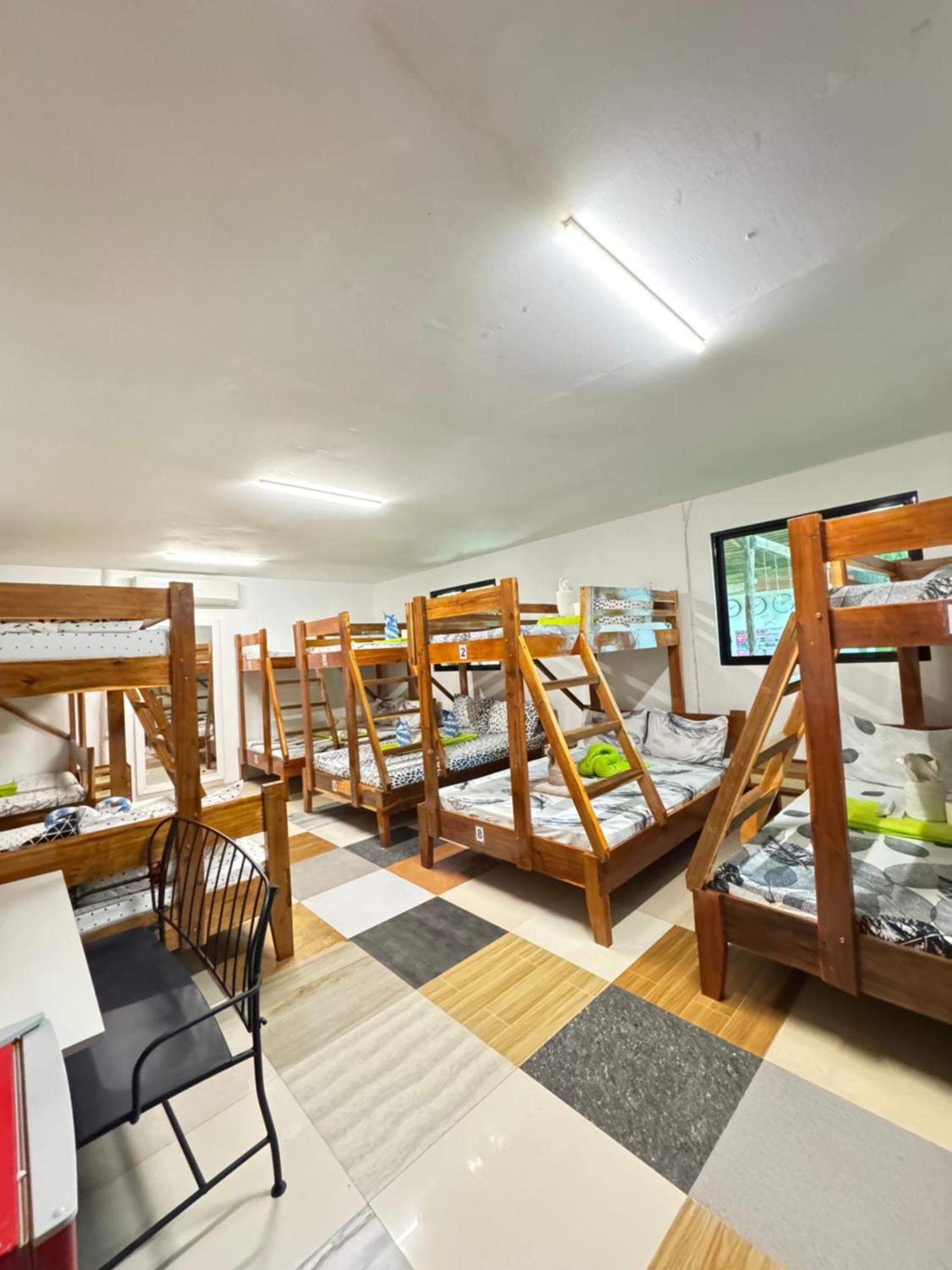 Aquaholik Traveler'S Lodge El Nido Extérieur photo